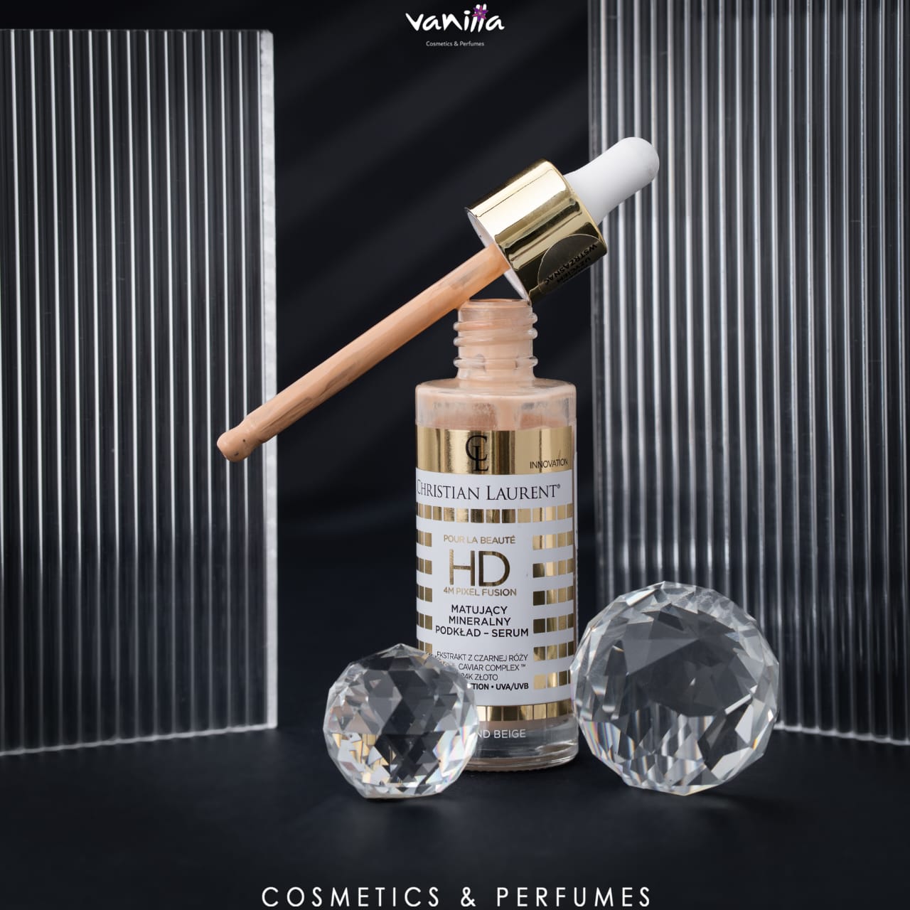 Christian Laurent Mineral Mattifying Foundation  كرستيان لورانت مينرال ماتفاينغ فونديشن