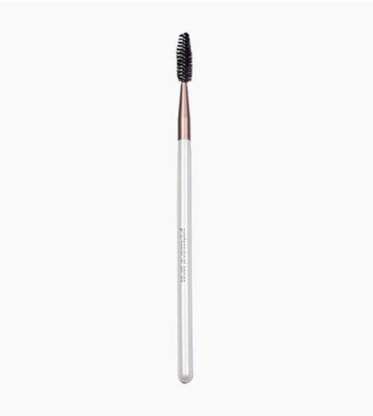 ELLY BRUSH 10 فرشاة لترتيب الحواجب