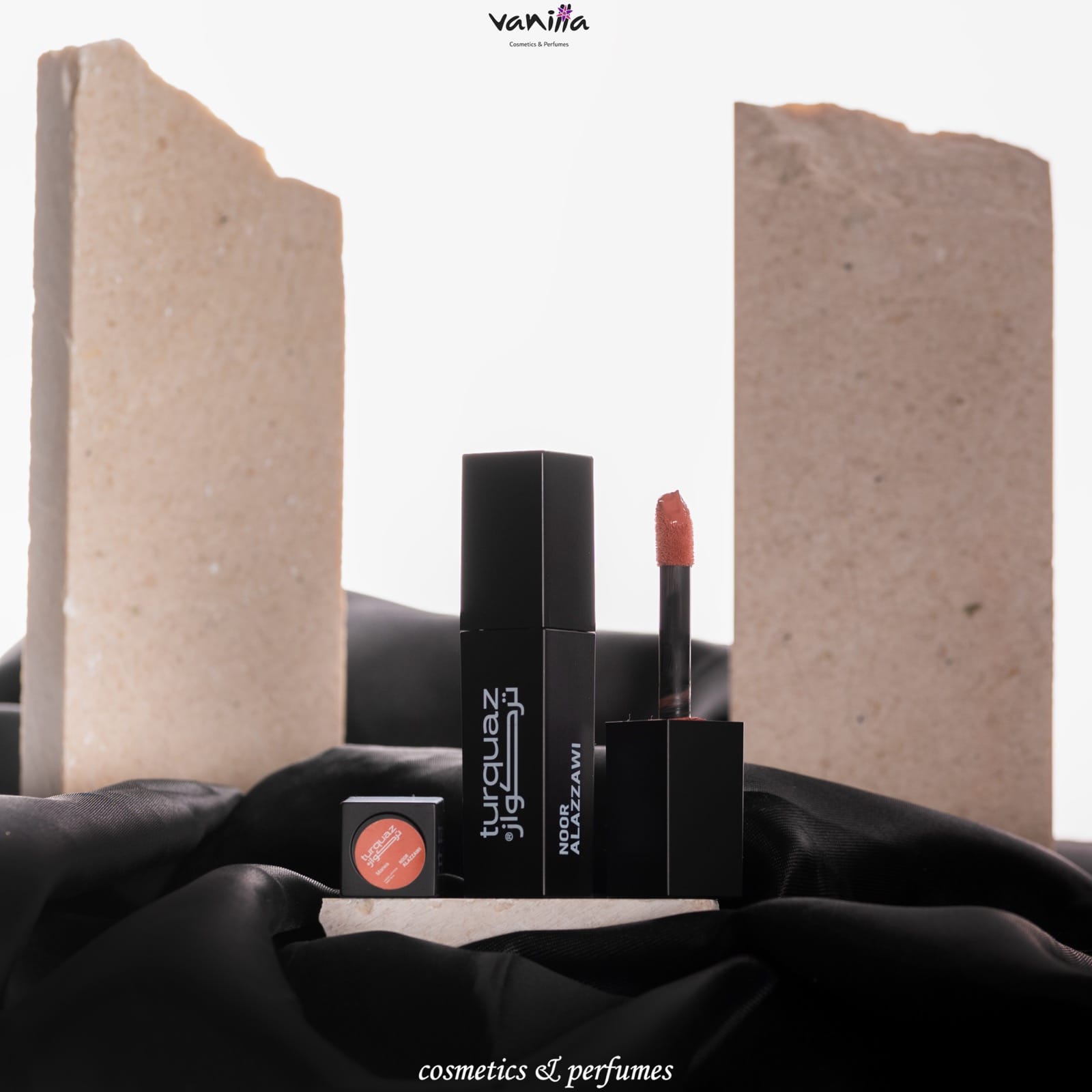 NOOR ALAZAWEY LIQUID LIPSTICK نور العزاوي احمر شفاه