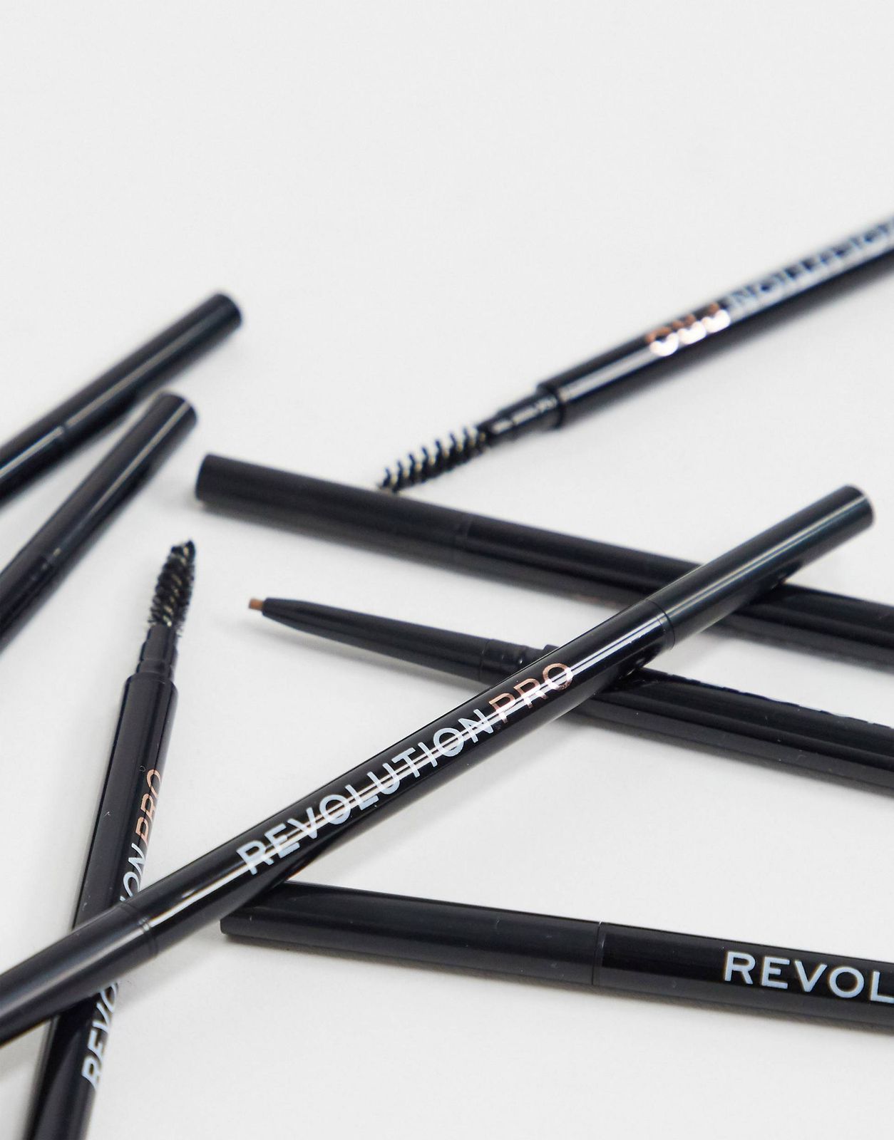 revolution pro eyebrow pencilرفليوشن قلم حاجب