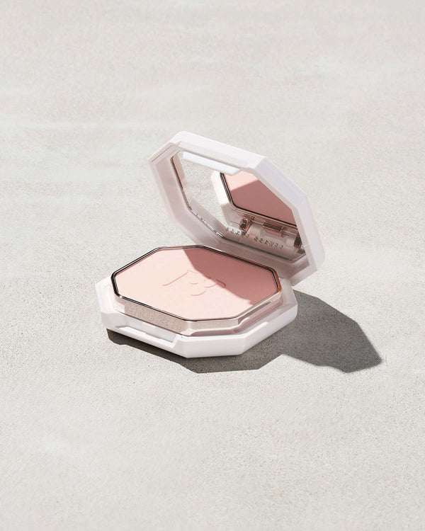 FENTY BEAUTY PRO FILT'R SOFT MATTE POWDER FOUNDATION فينتي بيوتي كريم اساس برو فلتر سوفت مات باودر