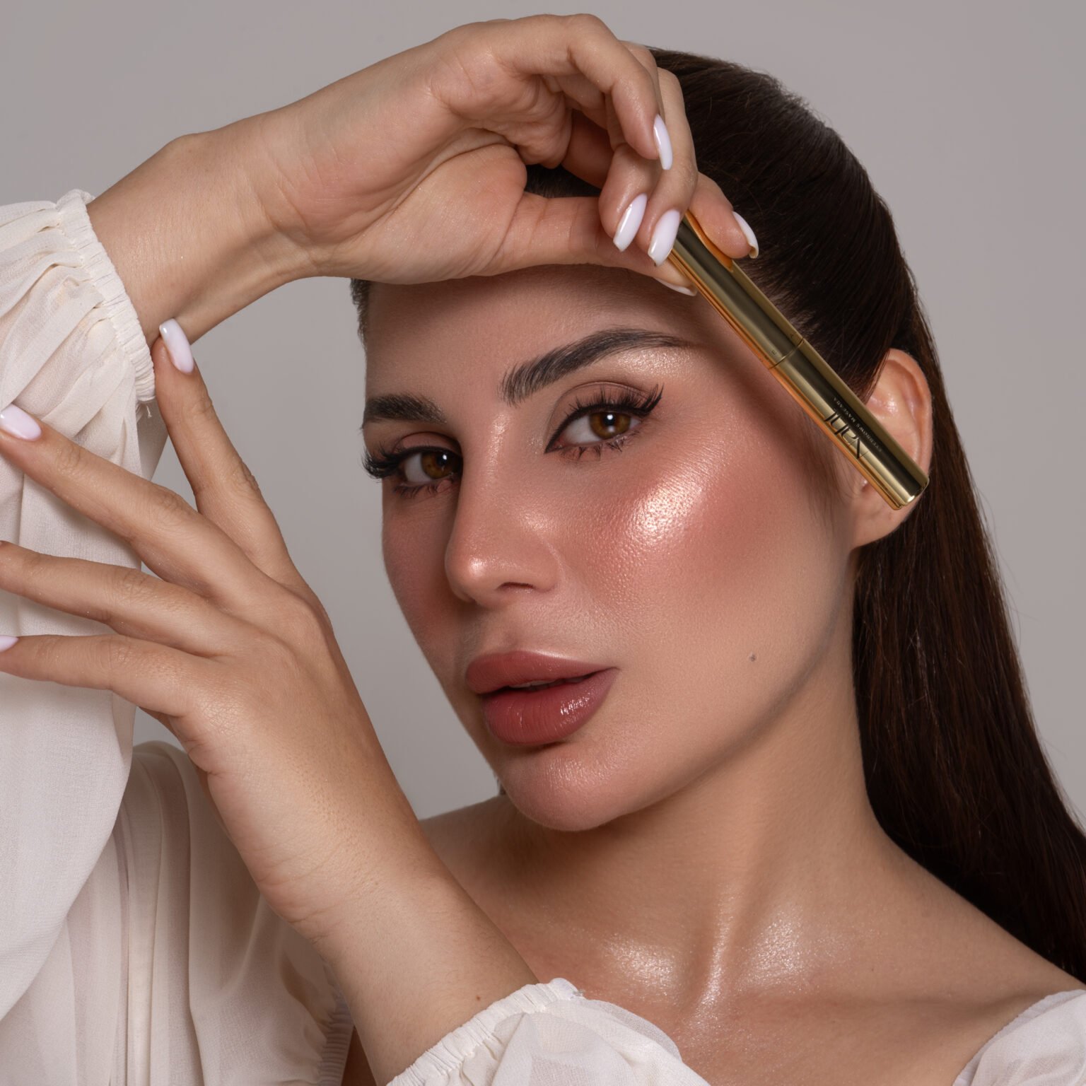 Hadeel-ALazawey Eyebrow Mascara Naht هديل العزاوي مسكارا الحواجب