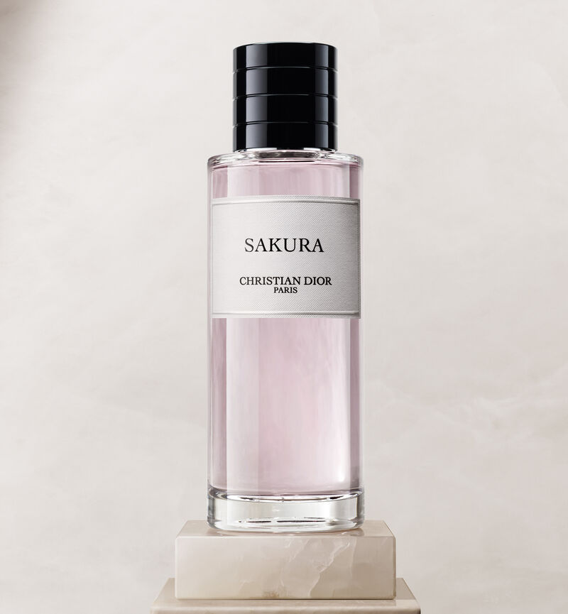 CHRISTIAN DIOR Sakura Eau de Parfum 125ml كرستيان ديور عطر للرجال والنساء