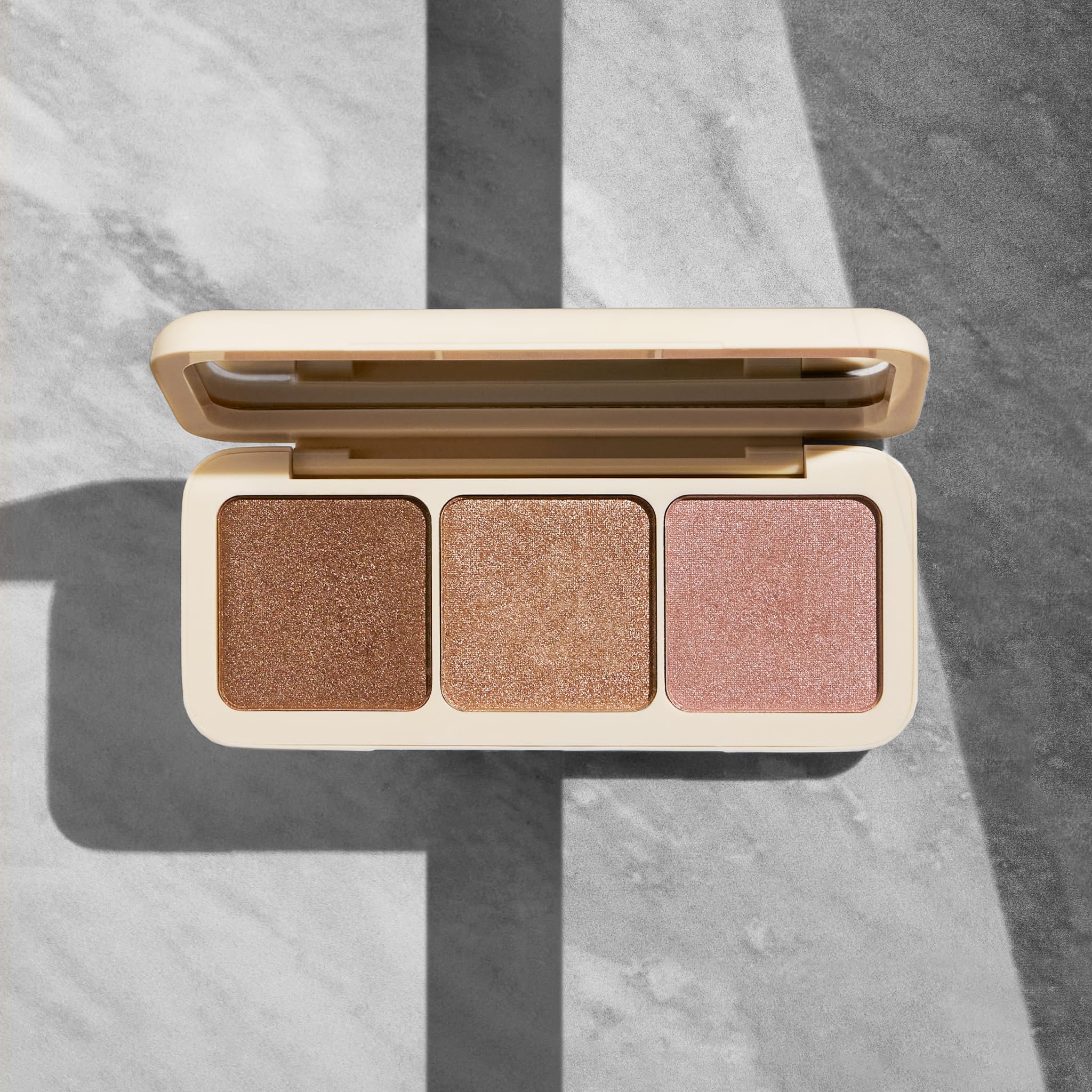 COVER FX Custom Enhancer Highlighter Makeup Palette باليت أظاءة للبشرة