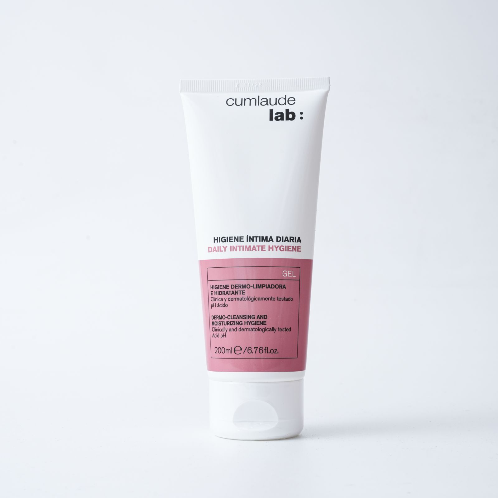 CUMLAUDE LAB intimate daily hygiene gel 200ml جل منظف للمناطق الحساسة من كوملود لاب