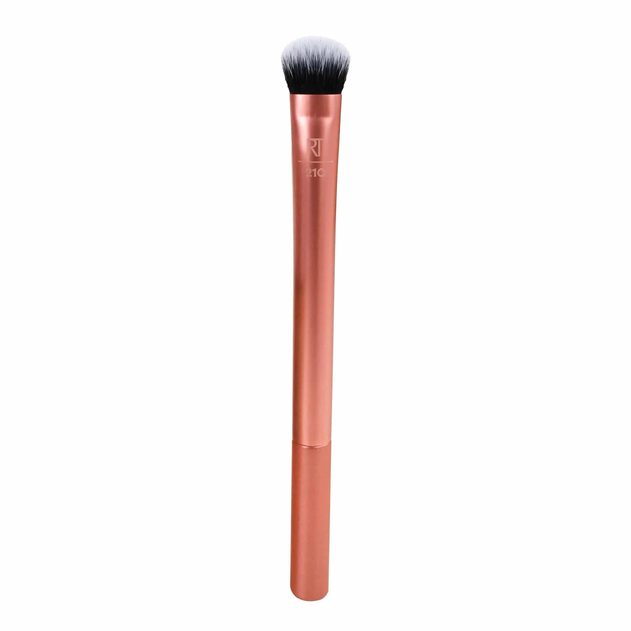 REAL TECHNIQUES expert concealer brush فرشاة لتوزيع الكونسيلر من ريل تيكنيك