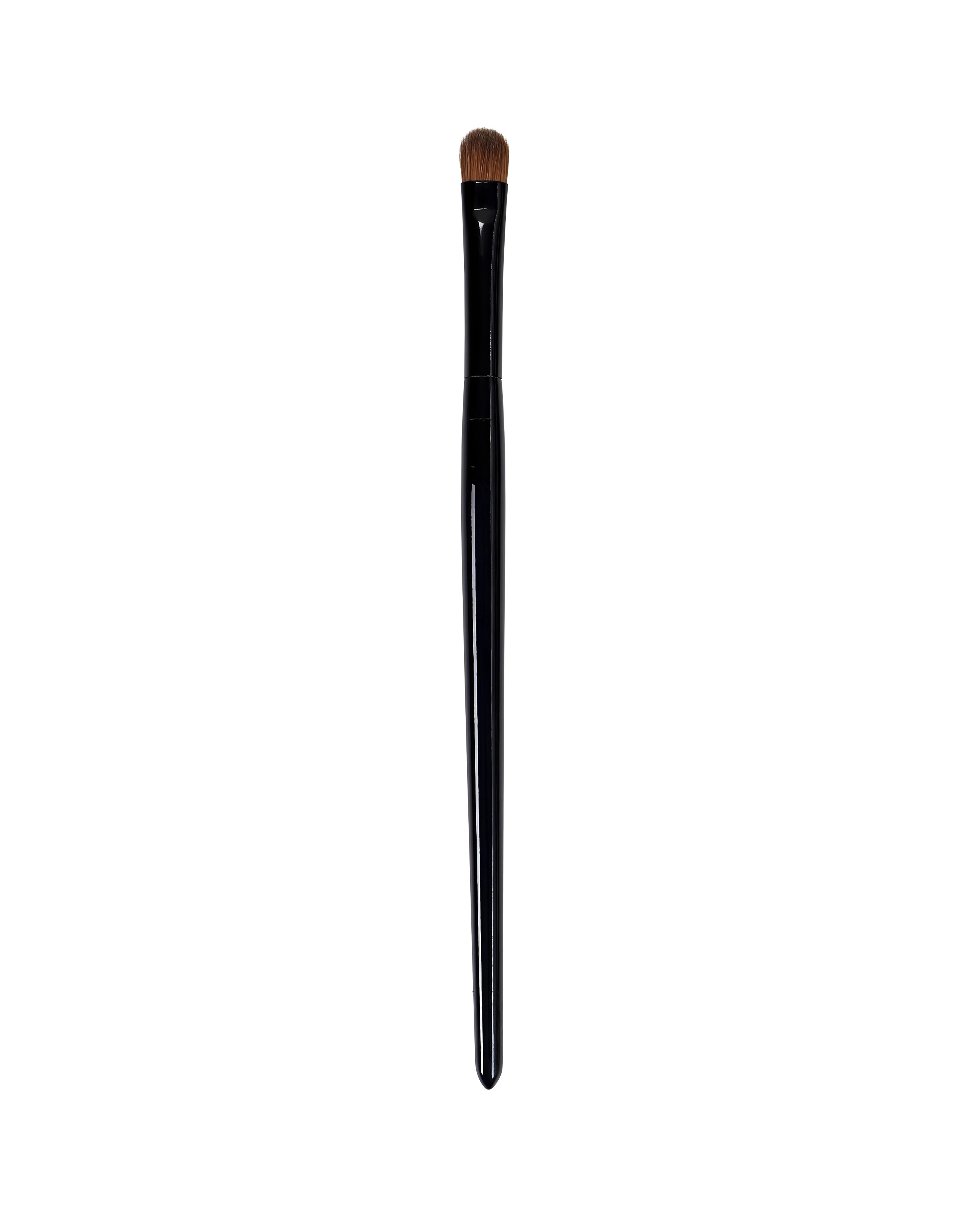 YVES SAINT LAURENT Medium Eyeshadow Brush  واي اس ال فرشاة ظلال العيون متوسطة الحجم