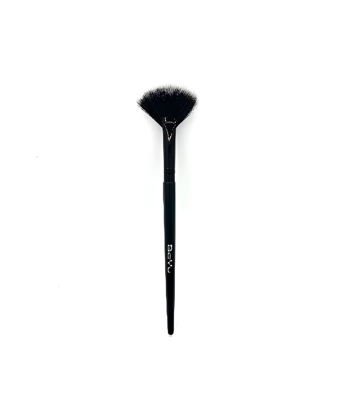 BEYU Fantastic Highlighter Brush - 001  بيو فرشاة لتطبيق اضاءة البشرة