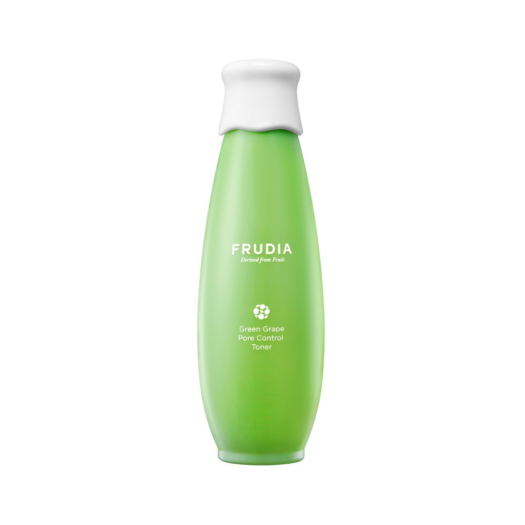 FRUDIA Pore Control Toner 195ml - Green Grape  فروديا تونر لتنظيم افراز الدهون مخصص للبشرة الدهنية والمختلطة بخلاصة العنب الأخضر