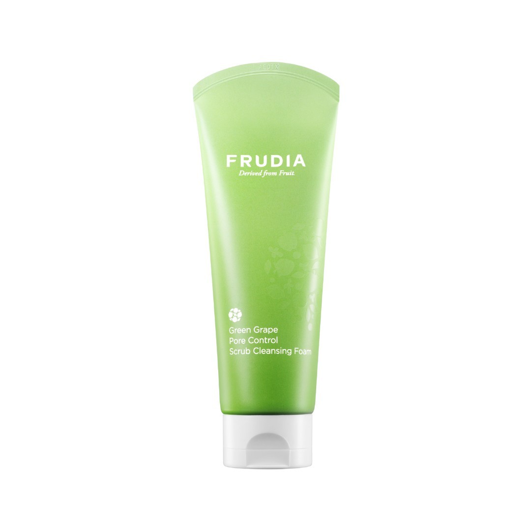 FRUDIA Pore Control Scrub Cleansing Foam 145ml - Green Grape  فروديا غسول رغوي مقشر ومنقي لمسام البشرة برائحة العنب الأخضر