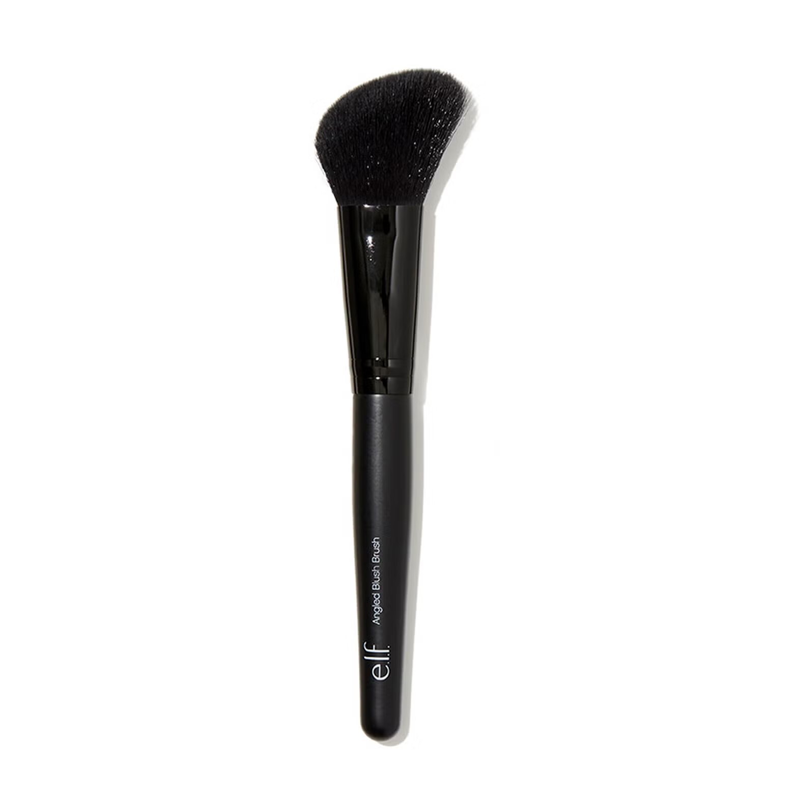 E.L.F Angled Blush Brush  ايلف فرشاة مائلة لتطبيق أحمر الخدود
